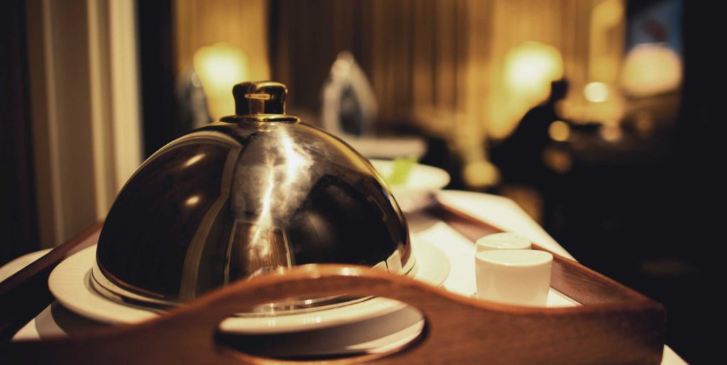 Toma órdenes de room services